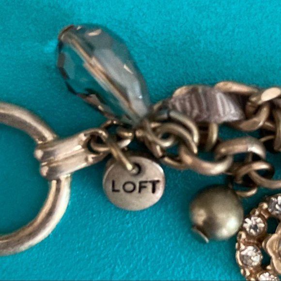 ANN TAYLOR LOFT WOMENS COSTUME SILVER RHINESTONE BRACELET - Picture 2 of 7